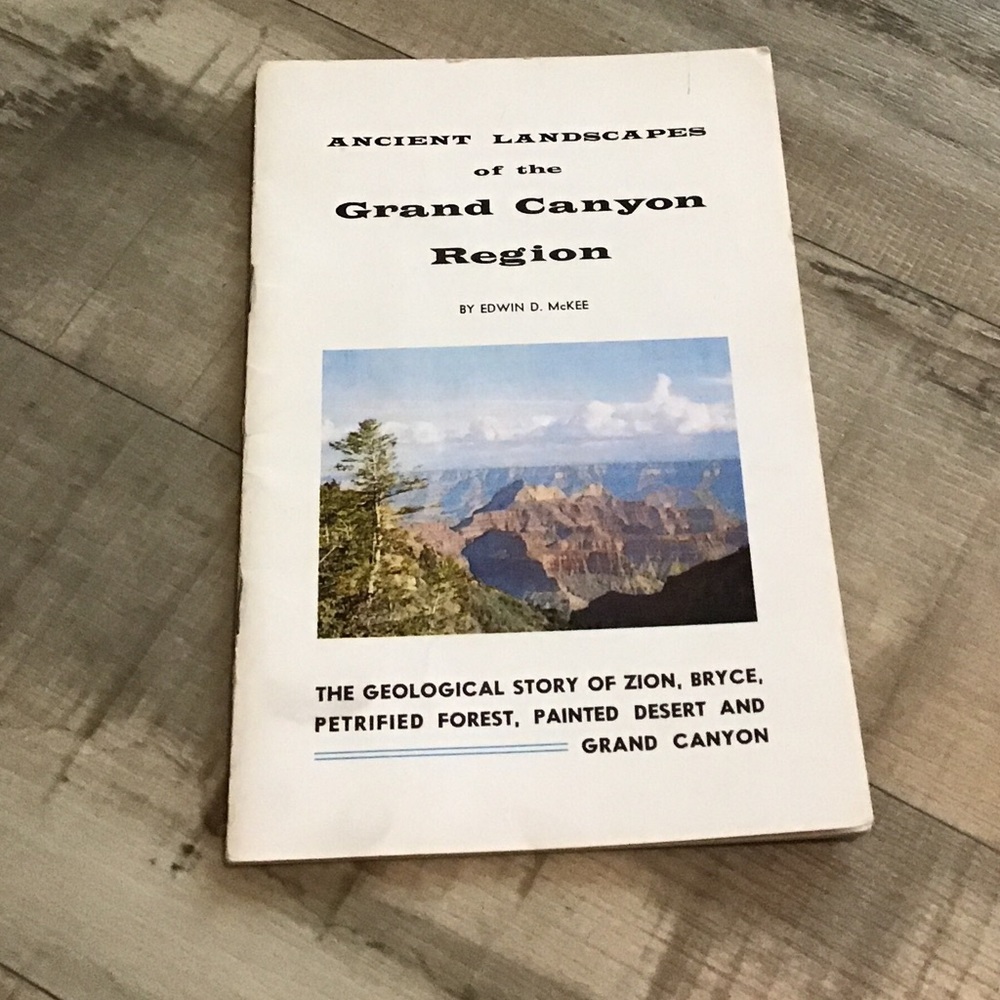 💰 Grand Canyon Region vintage 1962 paperback.